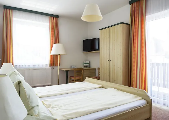 Der Dorfwirt Penzion 3*